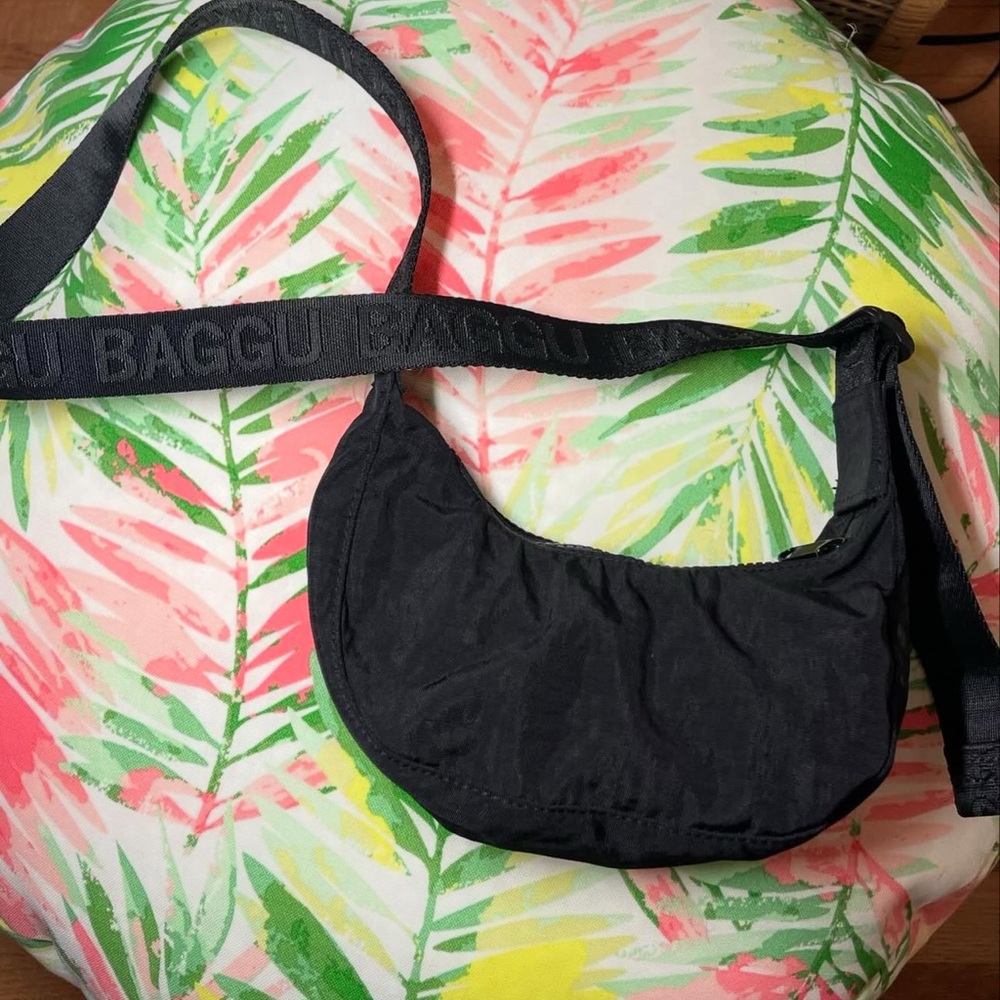 Baggu Mini Nylon Crescent Bag